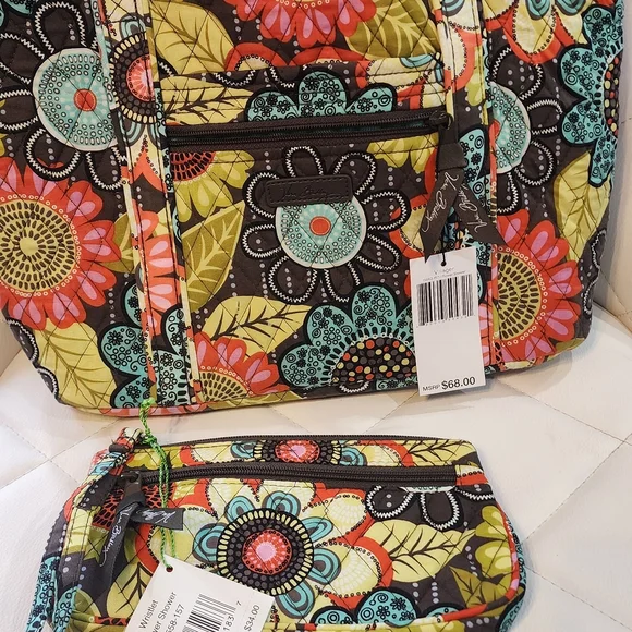 NEW WITH TAGS VERA BRADLEY Flower Shower Villager Tote and Wristlet Set - Picture 2 of 7